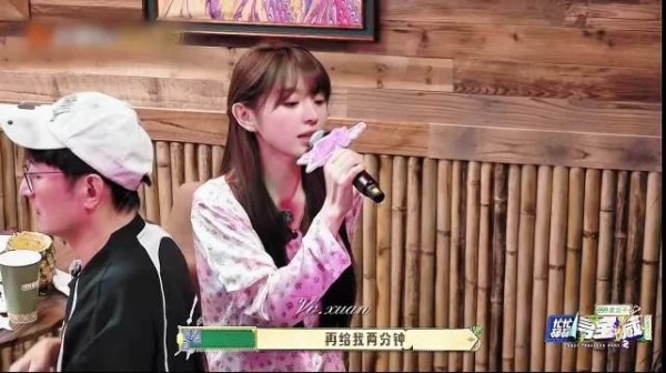 田曦薇素颜惊艳,皮肤细腻通透气质动人