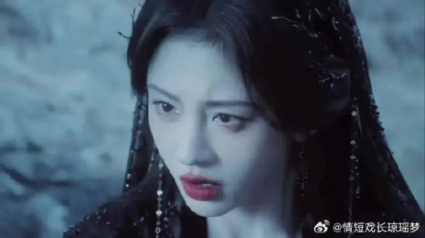 我对地珠的爱就像这璀璨的永生花一般，永不凋谢
