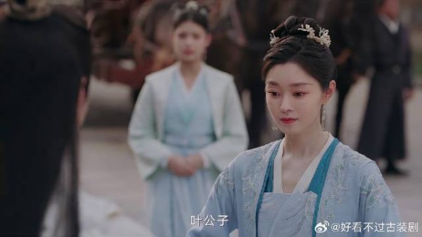 叶世安也爱着玉茹,回来为她撑腰,哪料玉茹直接划清界限