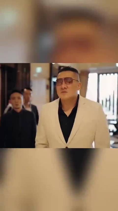 台湾馆长在当地，原来也是牛X一方的“黑”老大？