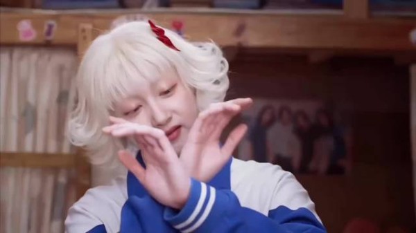 关晓彤郭晓东四搭生逢其时,聚焦女孩自我认同