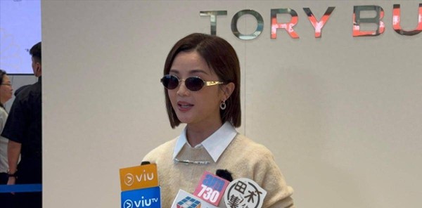 蔡卓妍首曝求婚全过程！小10岁老公巴黎设局，容祖儿也飞去助攻