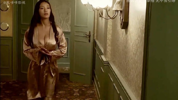王李丹妮身材是真的顶！