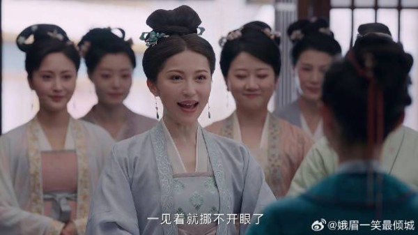 玉茹胭脂铺没客人,周夫人竟带满城贵妇登门,霸气撑场子