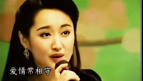 70、80后男人的白月光,有多少人还记得她和她的歌!