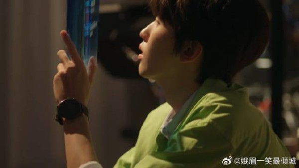 李浩宇就是天使小孩,为了让爸爸开心,努力拿各种奖杯