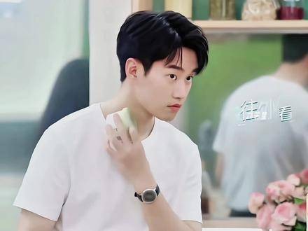译航总在不经意间化身崔总