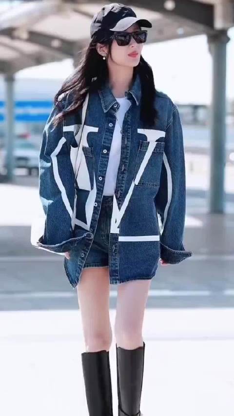 近几年杨紫的妆造都是很漂亮很有气质！非常适合她