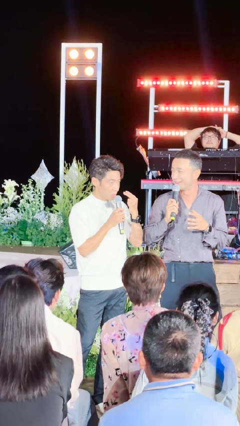 撒贝宁求尼格买提进广告前给眼神，网友赞有趣灵魂
