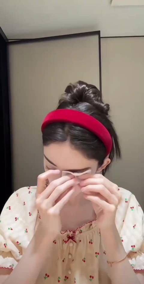 娜扎每天早上起来一看镜子都要被自己美一大跳吧，女娲，你对我真的没有愧疚吗