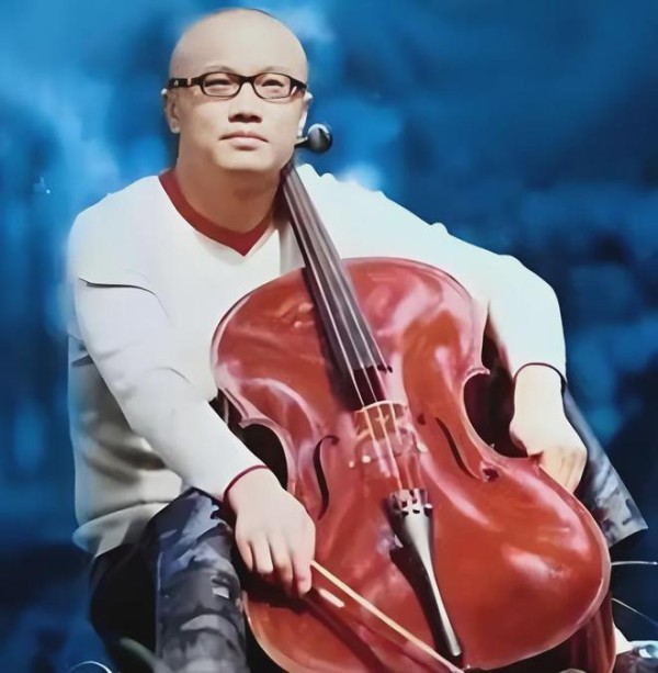 58岁孙国庆近况曝光!娶小5岁何宏生下一子,如今婚姻生活很幸福