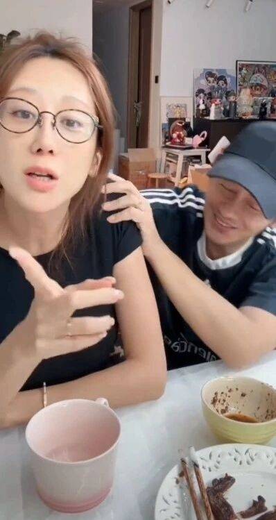 陈浩民妻子突然宣布立遗嘱！5年4次剖腹产，长期失眠担心自己猝死