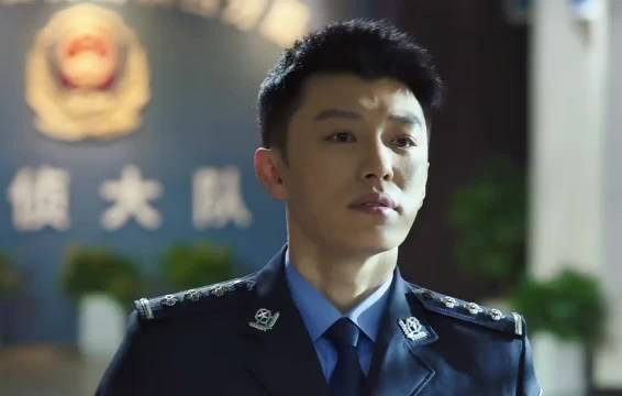 控制欲好强，吓人