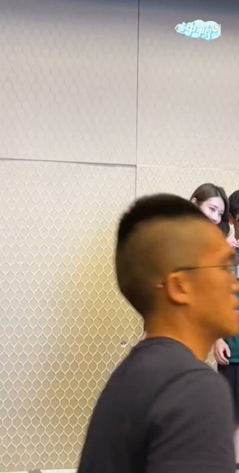 河北彩花,身材这么高吗?