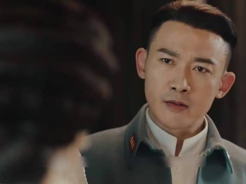 男人竟发现妻子和前男友偷偷约会 真是太气人了!