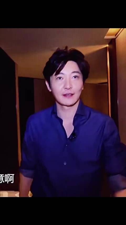 唐艺昕这嘴是跟谁学的，软软一句话就把郭京飞噎住了，太爱这种反差感了