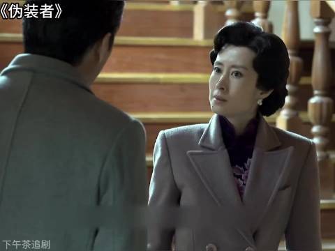 大姐配合明楼在孤狼面前演姐弟不合的戏码 伪装者