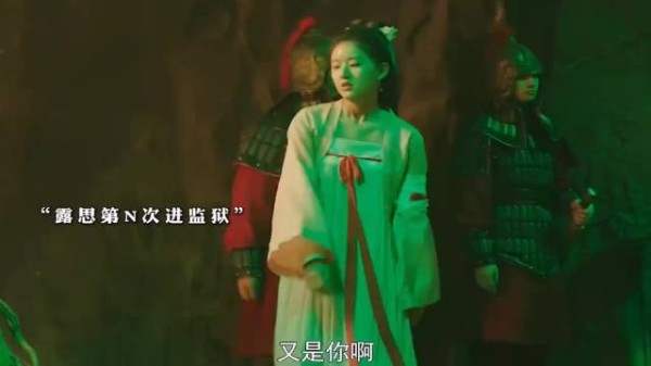 笑翻天！影视剧里那些让人笑到肚子疼的尴尬瞬间，你经历过吗？