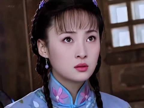 “情敌长这样，谁还看男主啊？蒋勤勤和王艳同框那刻，我直接选择困难症发作”