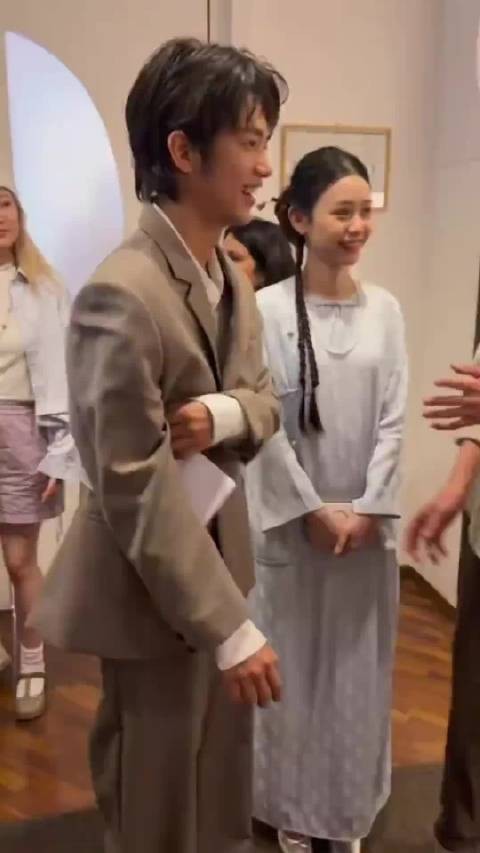 王晓慧王彦桐中秋之夜合体送祝福