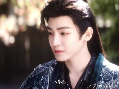 纪伯宰星星眼盯妻合集，请看vcr
