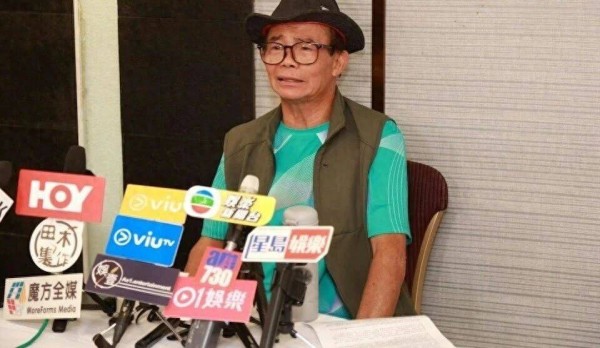 梅艳芳哥哥得知102岁母亲火化后突发不适,血压升高呼吸困难送院