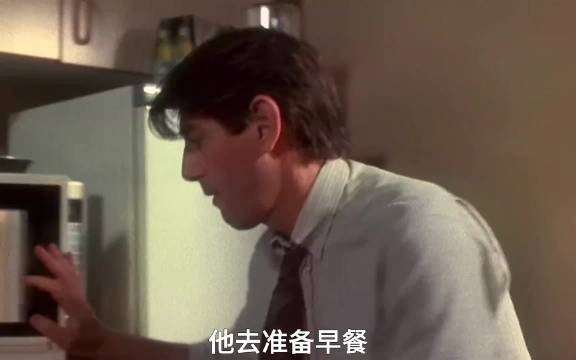 一瓶牛奶到角色扮演，疯狂爱恋的巅峰与坠落