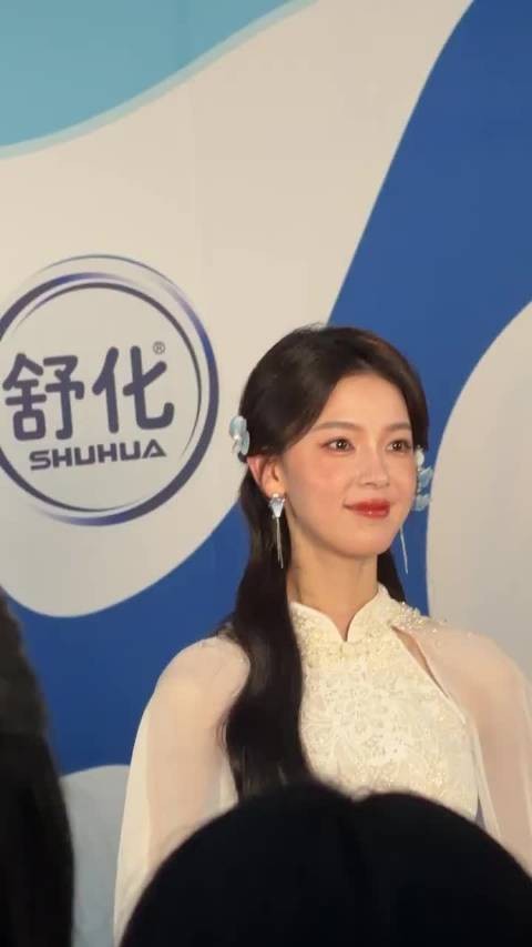 陈瑶现身杭州阿里巴巴园区！这妆容？