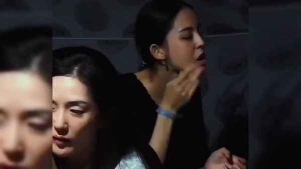女明星如此认真的卸妆,你看过吗?