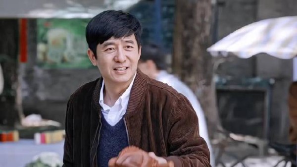 “青莲得知了之前的东西都是曹东方买的，两家关系总算缓和了一些”