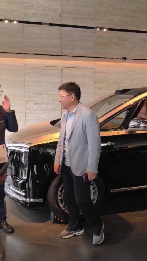 余承东曝尊界大型豪华SUV明春上市,已进厂量产评审