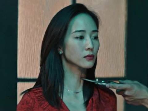 小男孩只想调皮捣蛋,没想到这下悲剧了 因为一个片段看了整部电影