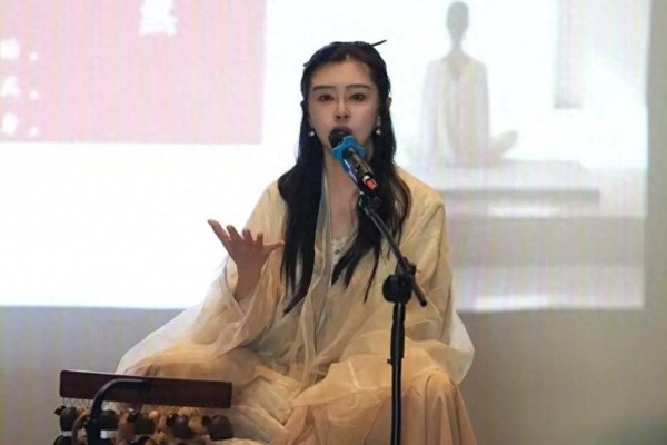 王祖贤亲证单身24年！罕谈齐秦15年旧情：我的字典里没有结婚