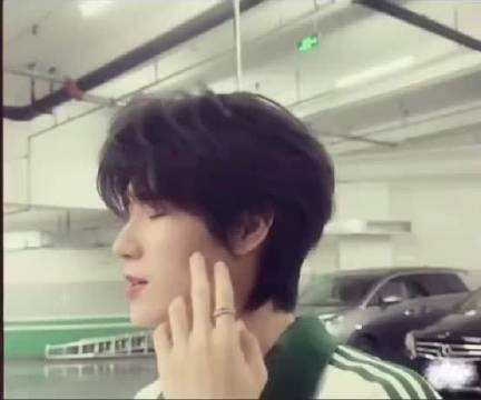 张哥用清唱时刻献歌一曲祝中秋快乐
