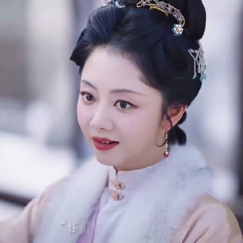 兰香为蕺儿打包行囊时，特意缝入金叶子，心意暖融融