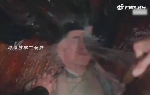 重来一次却还是亲眼看到家人死在自己面前 这种感觉真的很无能为力