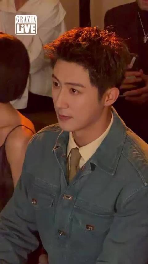 黄景瑜米兰看秀采访称衣服是昨天买的