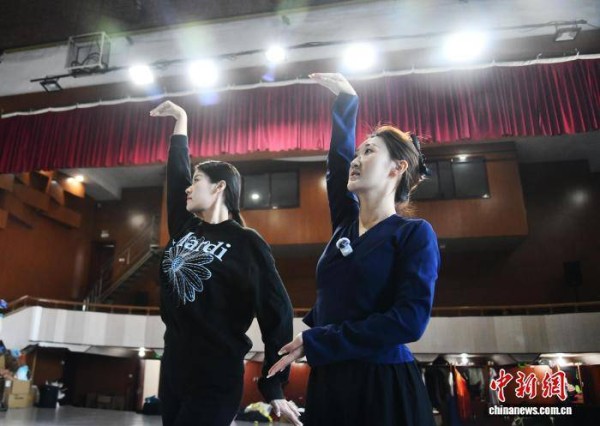 鹤起长白焕新韵 朝鲜族鹤舞演绎中华文化之美