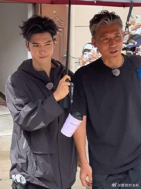 李乃文：让我享受一下“顶流”的待遇！爽之！