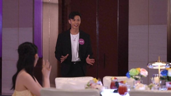 TVB“最强Body”《女神2》首轮没选前男友，与旧爱复合仍有变数
