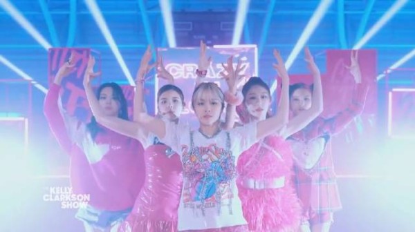 五年前的今天(210928)，ITZY 独特的傲慢个性和跳跃的节奏