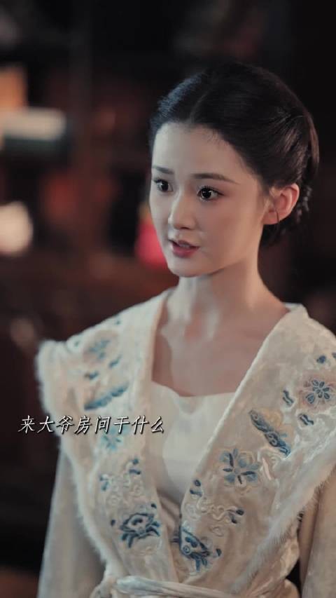 戏台上万般风情，戏台下满是杀心…