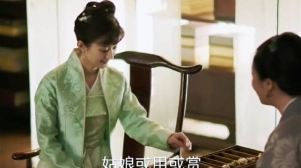 海朝云带了多少嫁妆到盛家？