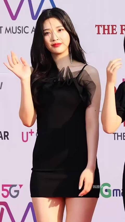 太漂亮了，你们喜欢这样的微胖女生吗