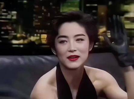 林青霞颜值巅峰期,单凭一个片段追完全剧