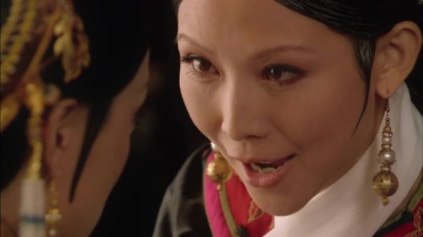 甄嬛传皇后称输给甄嬛但仍是先帝原配，死生不复相见
