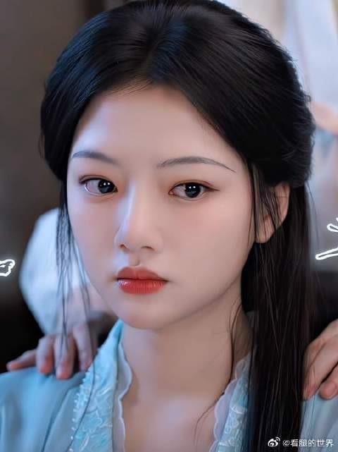 墙角开了一朵小花