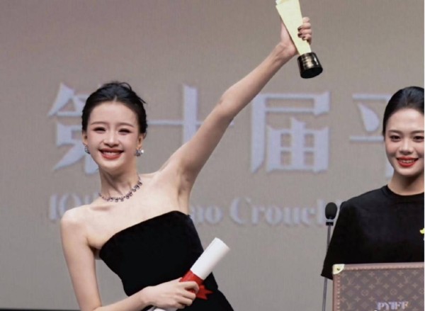 孙怡拿影后了：“靠婆家”的女人，离婚后终于甩出了自己的底牌