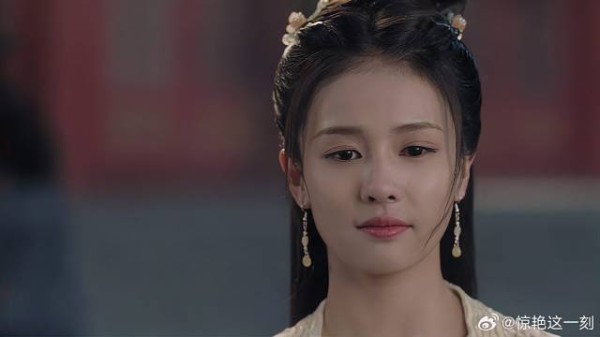 时宜爱慕周生辰 如今却要奉旨成婚，心里不是滋味