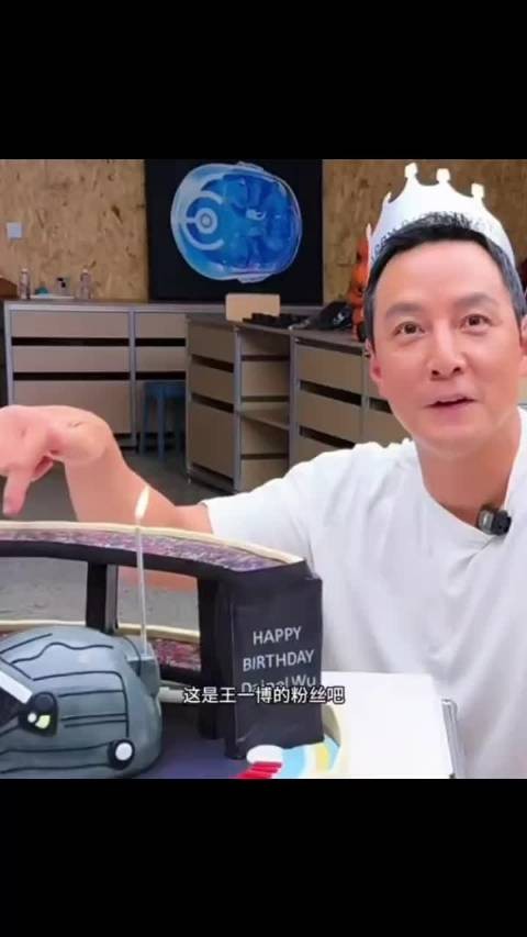 笑得有点崩溃了哈哈哈哈哈哈哈
